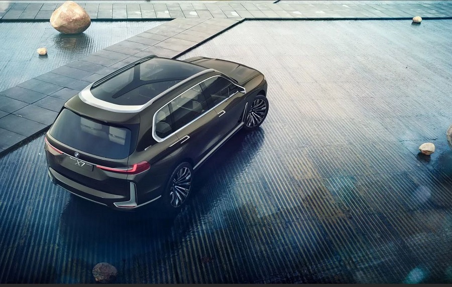 Злоумышленник угнал внедорожник BMW X7